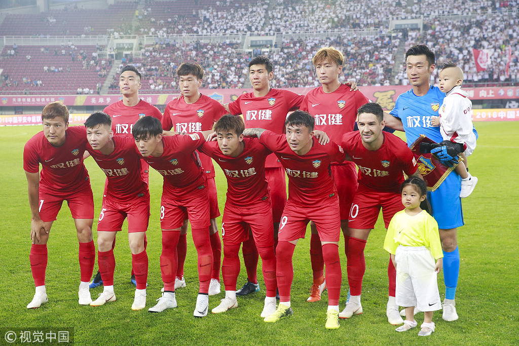 墩玩偶并不 墩玩偶并不