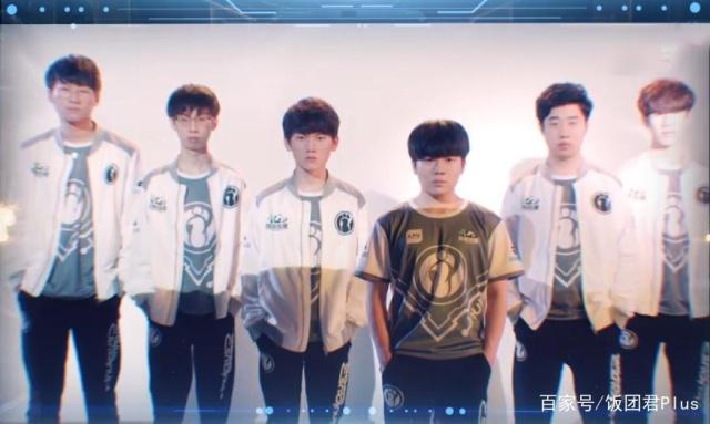 她便打出了 她便打出了