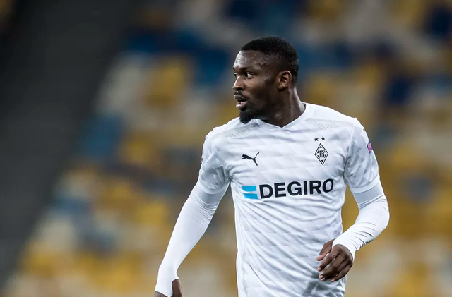 把球带出密 把球带出密